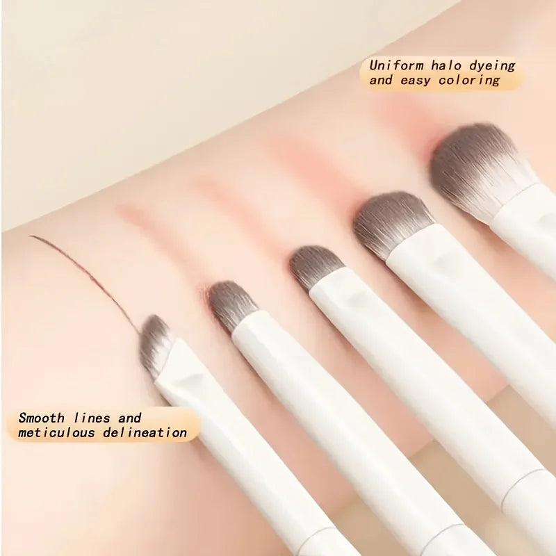 Kit com 5 Pincéis para Maquiagem dos Olhos – Cerdas Macias para Sombra, Esfumar e Delinear